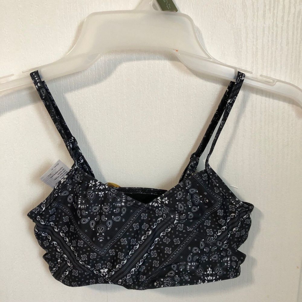 American Eagle Kids Girls Bandana Print Sports Bra Size 8 Black & White‎ NWOT